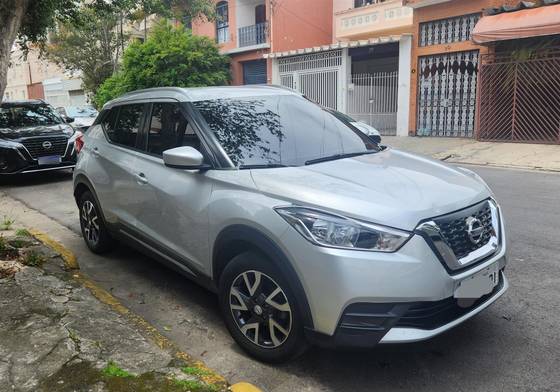 NISSAN KICKS 1.6 16V FLEXSTART S 4P XTRONIC NISSAN KICKS 1.6 16V FLEXSTART S 4P XTRONIC